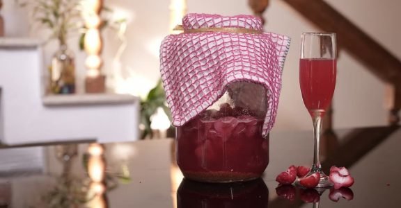 Rose apple wine